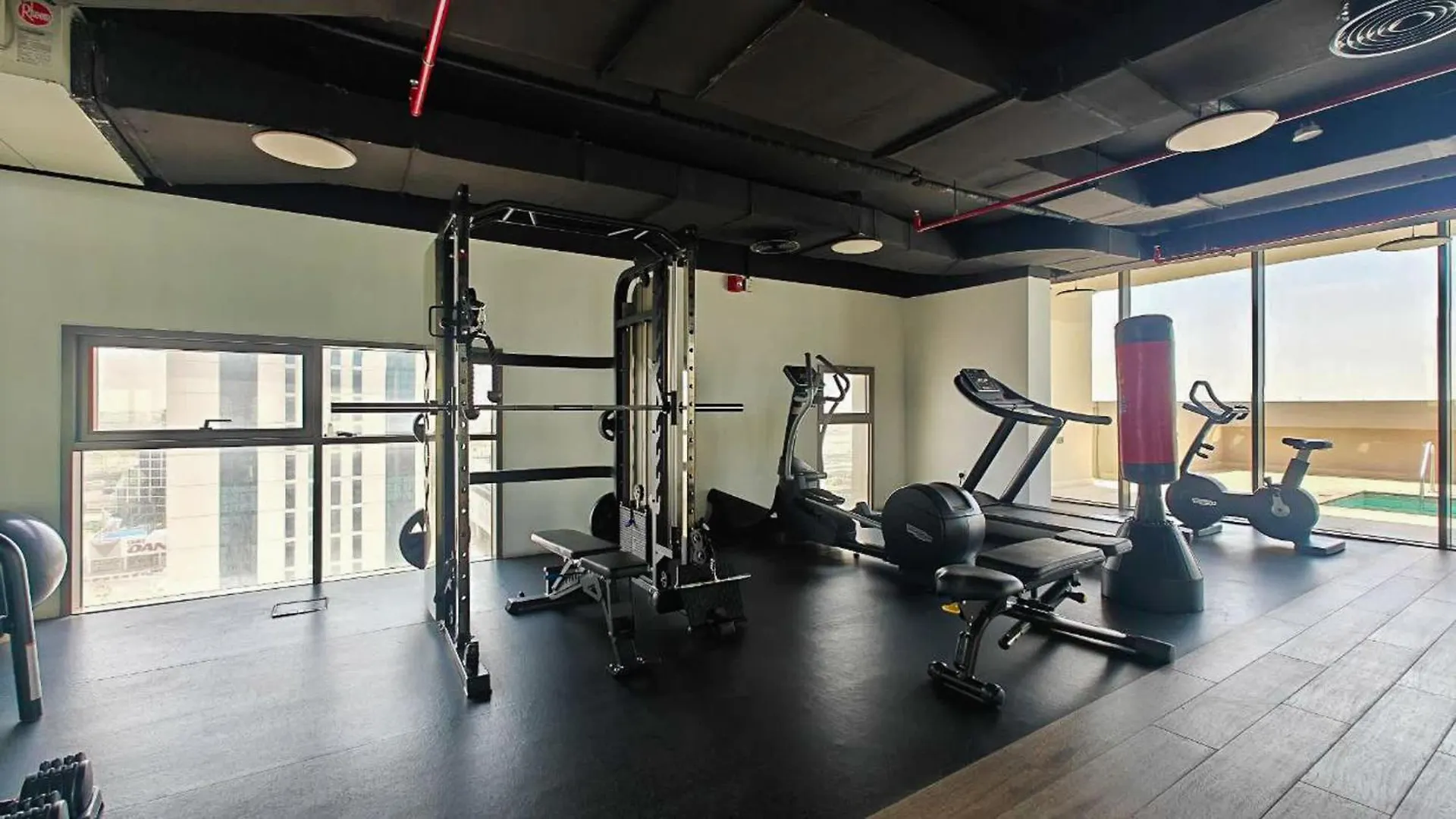 Feel The Luxury In This 1 Bedroom In East 40 Tower Dubai Apartment