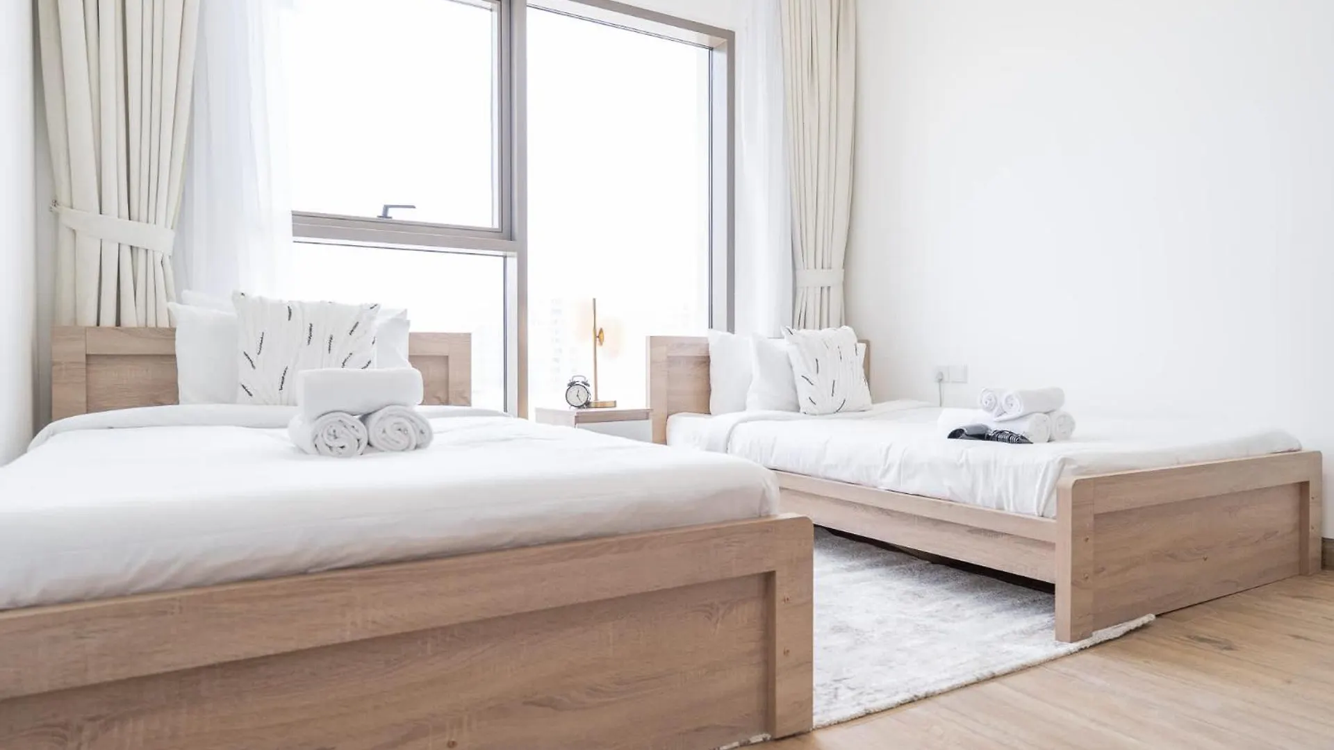 Feel The Luxury In This 1 Bedroom In East 40 Tower Dubai United Arab Emirates